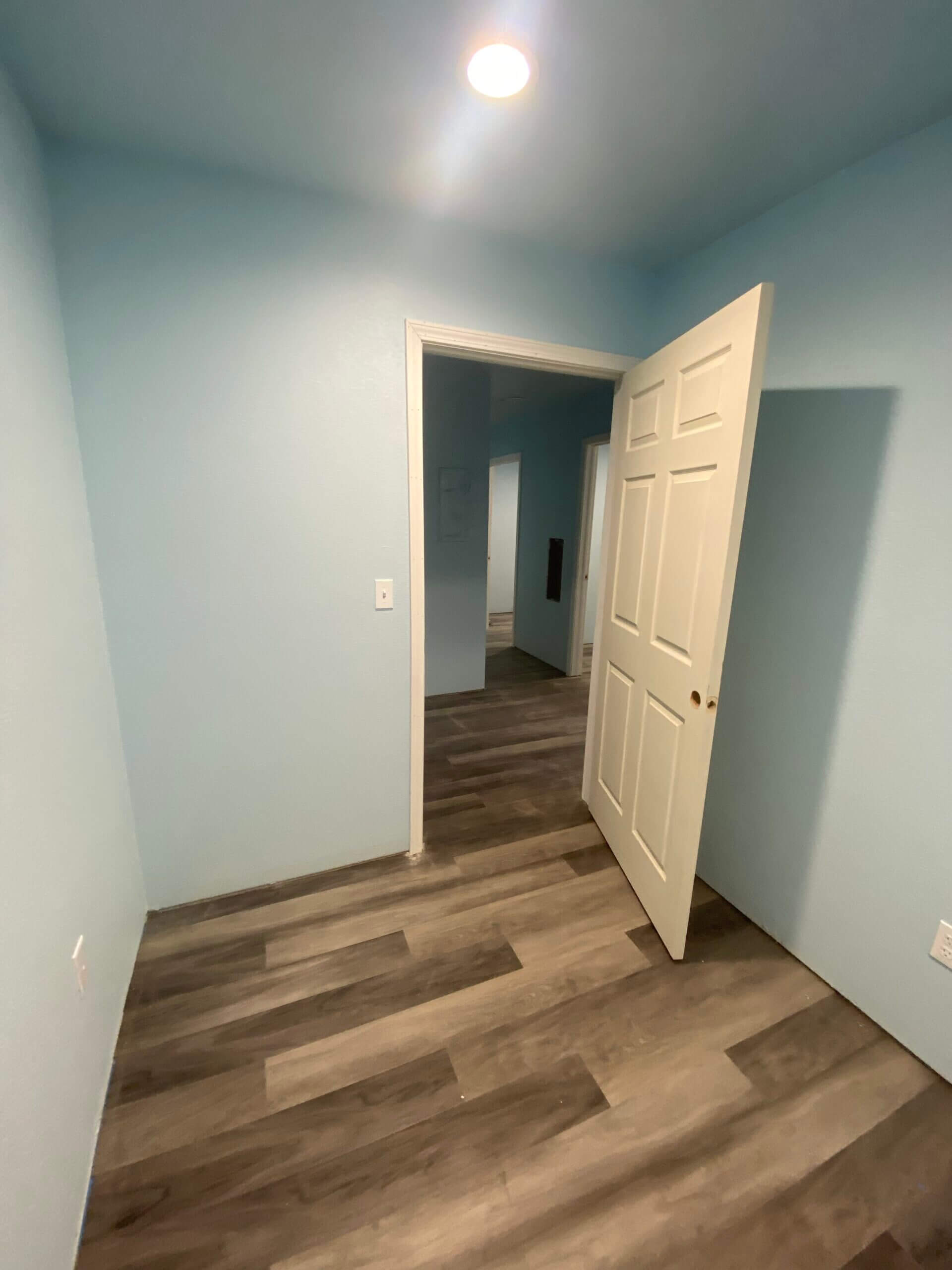 Cheap flooring install Tulsa